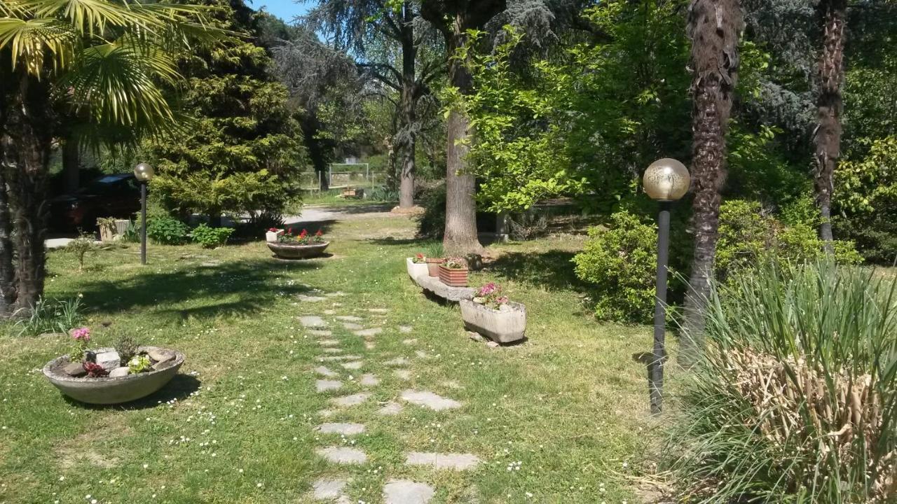 Appartamento Doppi Bagni Sei Posti Letto Viverone Bagian luar foto